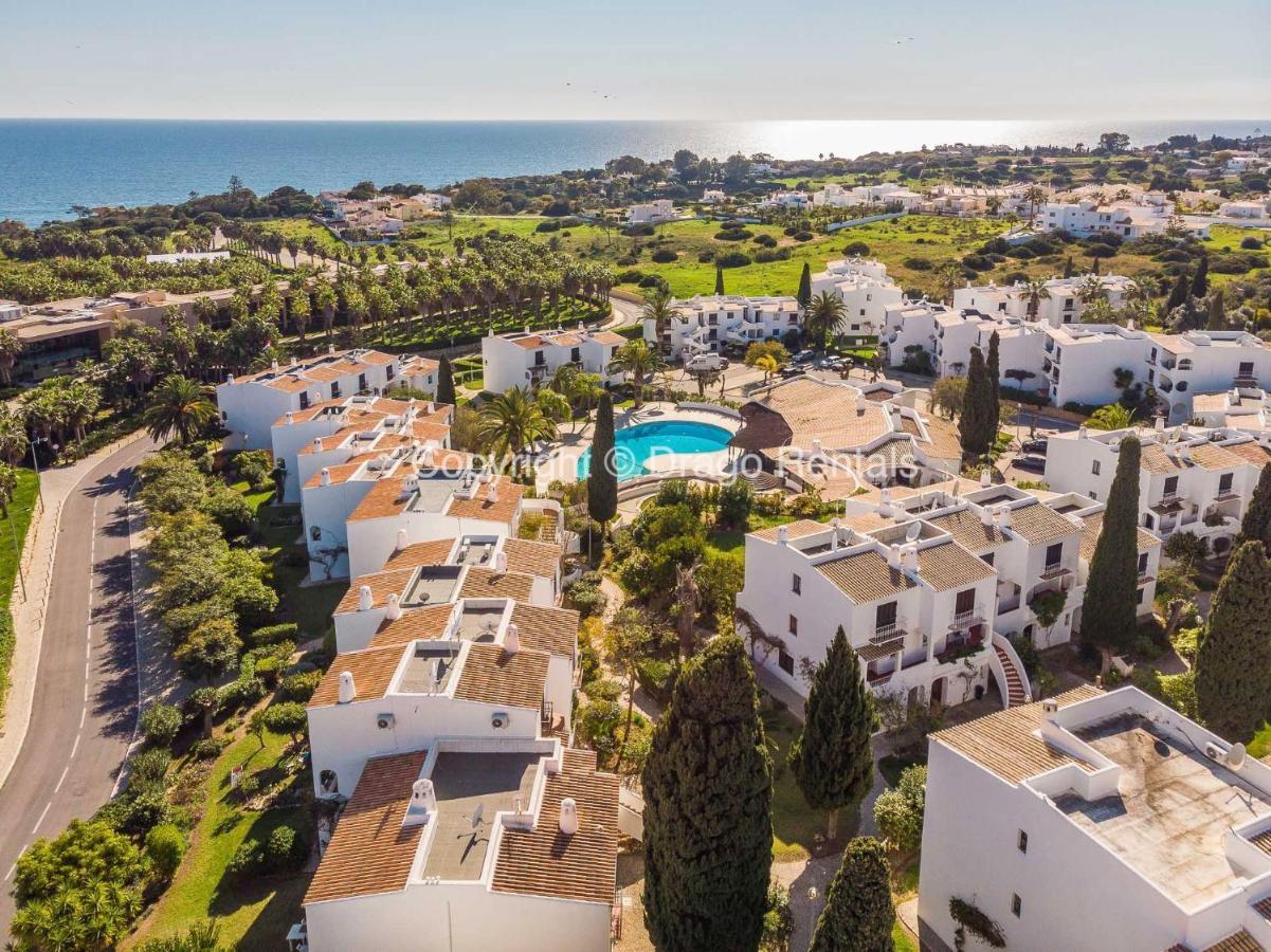 Coastal Retreat With Pool And Beach Access By Drago Rentals Albufeira Bagian luar foto