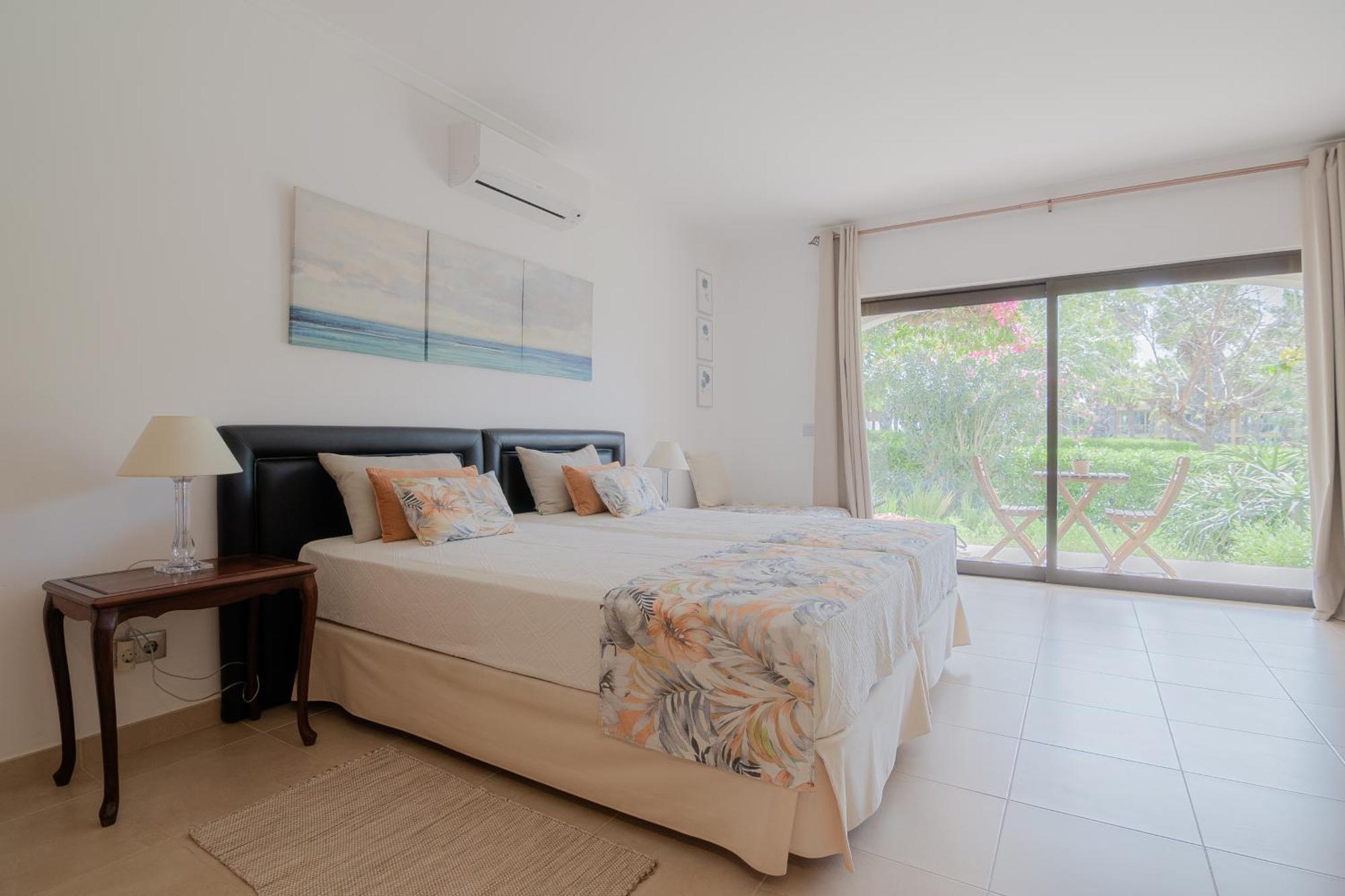 Coastal Retreat With Pool And Beach Access By Drago Rentals Albufeira Bagian luar foto
