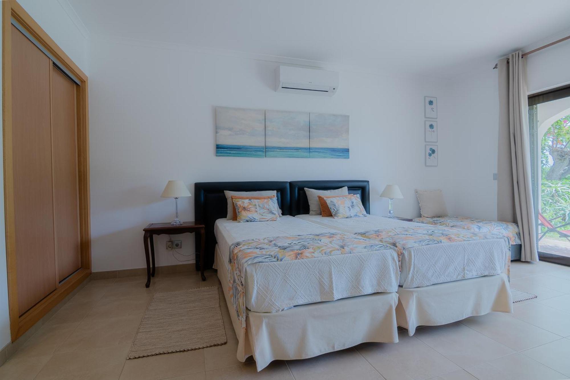 Coastal Retreat With Pool And Beach Access By Drago Rentals Albufeira Bagian luar foto