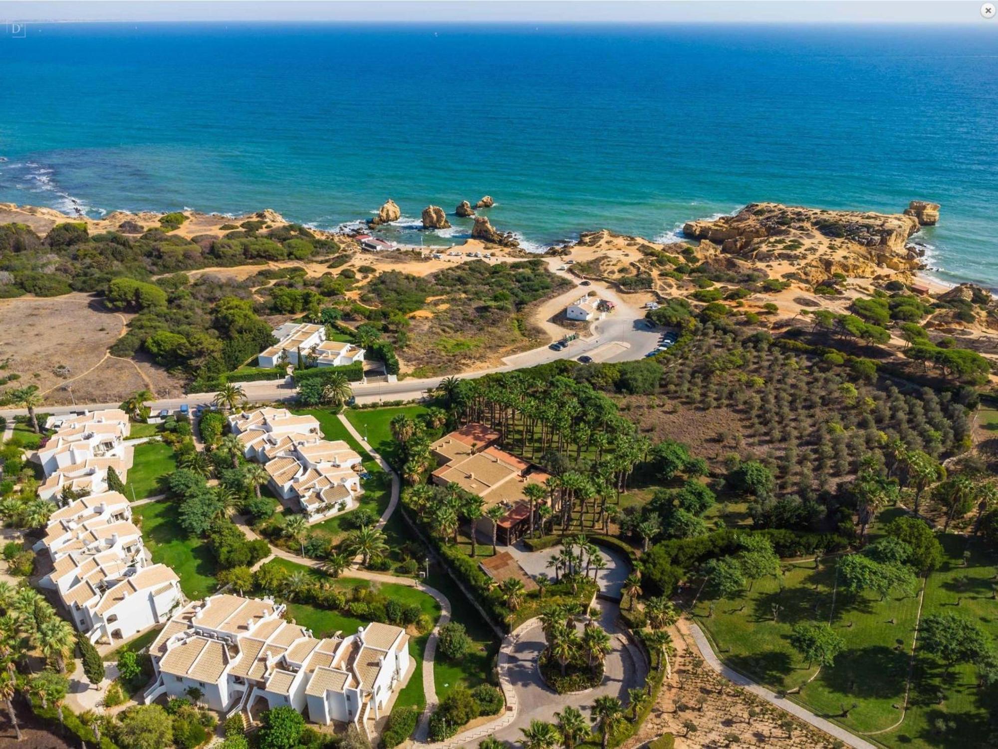 Coastal Retreat With Pool And Beach Access By Drago Rentals Albufeira Bagian luar foto