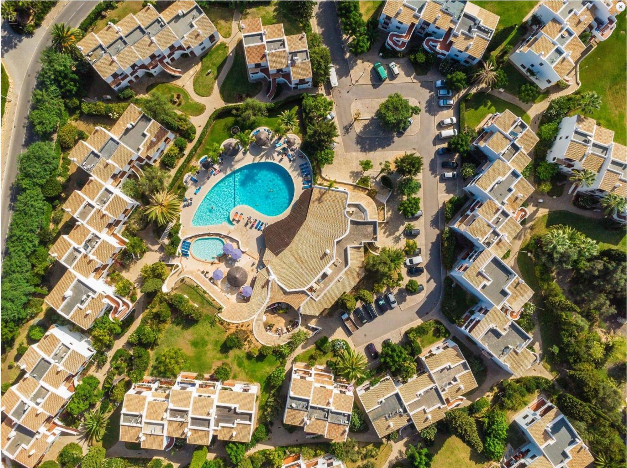 Coastal Retreat With Pool And Beach Access By Drago Rentals Albufeira Bagian luar foto
