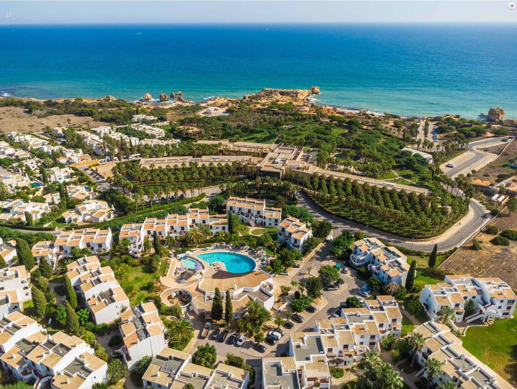 Coastal Retreat With Pool And Beach Access By Drago Rentals Albufeira Bagian luar foto